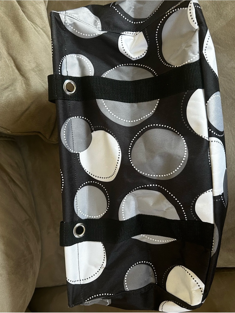 thirty-one Black Tote with White and Gray Dot Pattern - Picture 4 of 4